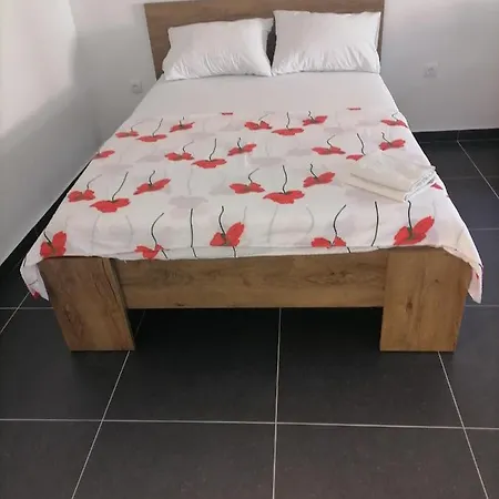 Sky 2 * 特雷比涅